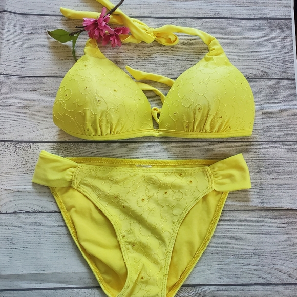 Other - Yellow cute bikini set.  Size medium.